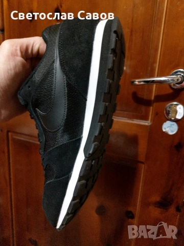 Nike Md Runner 2. 43нм. 27,5см., снимка 14 - Маратонки - 53687769
