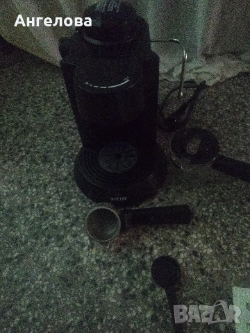 Кафе машина , снимка 2 - Кафемашини - 53638358