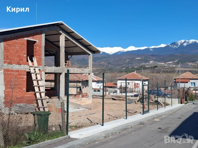 Продавам къща с. Сливница до гр. Кресна