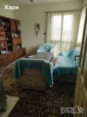  Просторна къща с двор 2600 кв.м в центъра на с. Морава – 27 500 €, снимка 18 - Къщи - 53917617