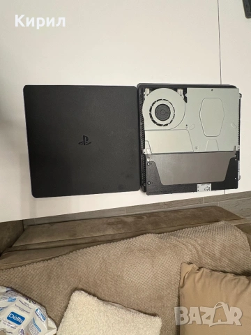 PlayStation 4 slim 1TB, снимка 3 - PlayStation конзоли - 53056954