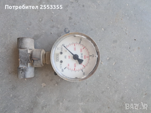 Манометър за налягане с тройник, снимка 5 - Други машини и части - 51786349