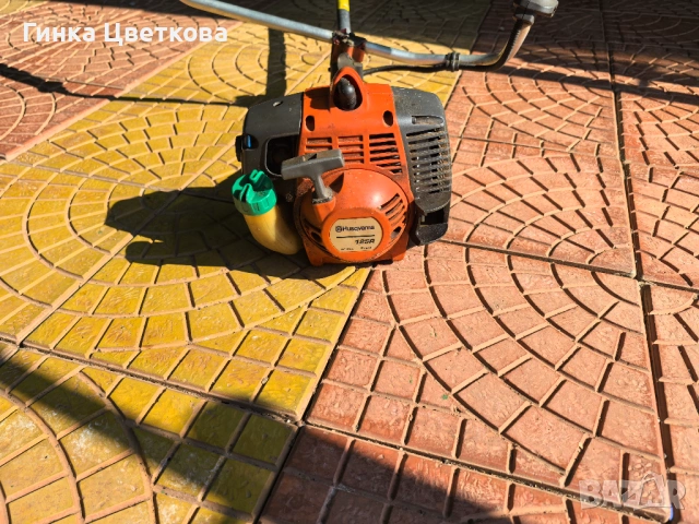 Продавам бензинова косачка тример Хусварна 