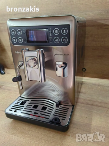 Saeco Exprelia EVO - с кана за мляко и БГ меню, снимка 3 - Кафемашини - 53480434