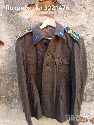 Стари военни куртки и пагони , снимка 9 - Антикварни и старинни предмети - 48295362
