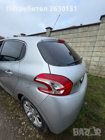 Продавам Пежо 208, снимка 4 - Автомобили и джипове - 53399050
