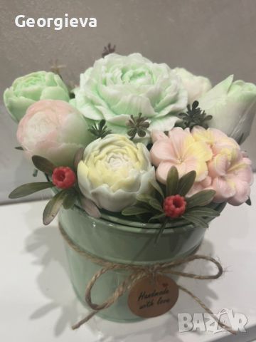 Аранжирани, ароматни цветя от сапунена основа, снимка 16 - Изкуствени цветя - 44606393