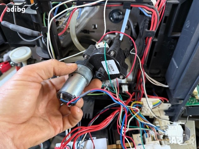 На части - Bosch VeroCafe LattePro, снимка 14 - Кафемашини - 54211009