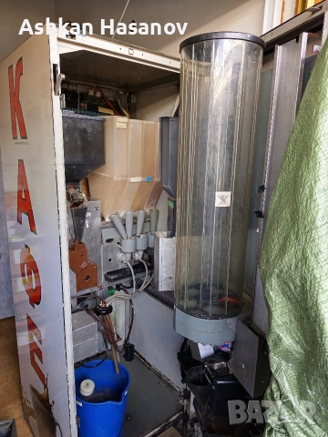 Продавам вендинг автомат Бианчи Сирио за части !!! , снимка 2 - Кафемашини - 53669527