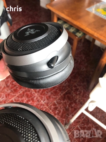 RAZER NARI ULTIMATE WIRELESS GAMING HEADSET  NEW, снимка 8 - Слушалки за компютър - 51834607