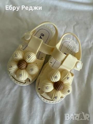 Детски нови сандали, снимка 3 - Детски сандали и чехли - 50641455