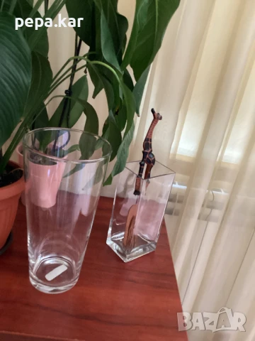 Вази,стъклени,30 и 22 см, снимка 2 - Други - 51156943