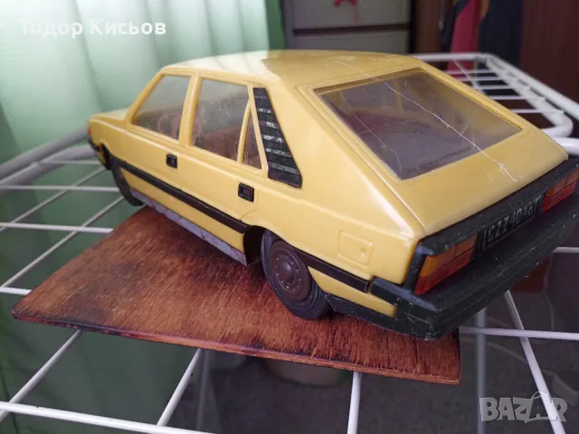 Стар соц модел FSO Polonez, снимка 6 - Колекции - 47240830