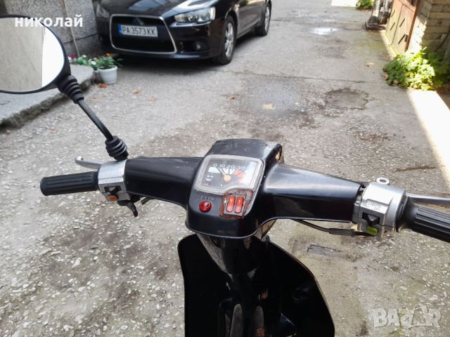 Скутер Сузуки , снимка 3 - Мотоциклети и мототехника - 46392712
