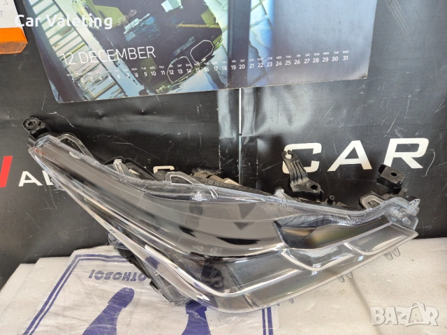 Фар фарове десен Toyota Corolla E210 E21 far farove Тойота Корола Е21, снимка 3 - Части - 54286981