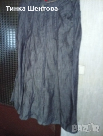 Дълга дънкова пола с цип и джобове,мярка 32,талия 86 см