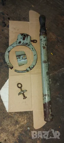 Заключващо устройство и помпа за стар велосипед