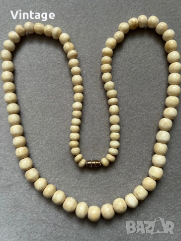 Антикварно колие от слонова кост 