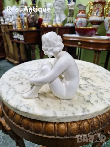 Уникална рядка антикварна колекционерска немска порцеланова фигура статуетка Hummel Goebel , снимка 6 - Антикварни и старинни предмети - 49870041