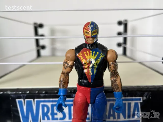 Екшън фигура WWE Rey Mysterio Mattel Elite играчка Рей Мистерио red & blue 619, снимка 6 - Колекции - 49513410