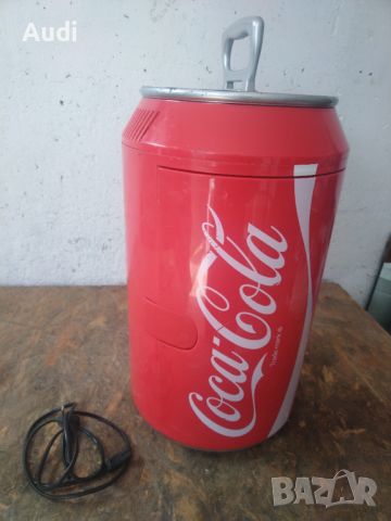 Мини хладилник във форма на кенче COCA COLA за охлаждане на храна и напитки,вода,безалкохолно Страхо, снимка 14 - Хладилни чанти - 45074932