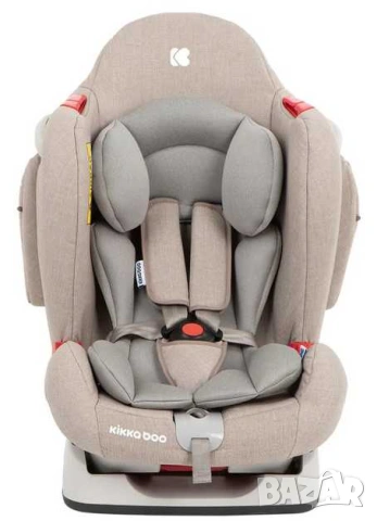 Продавам столче за кола