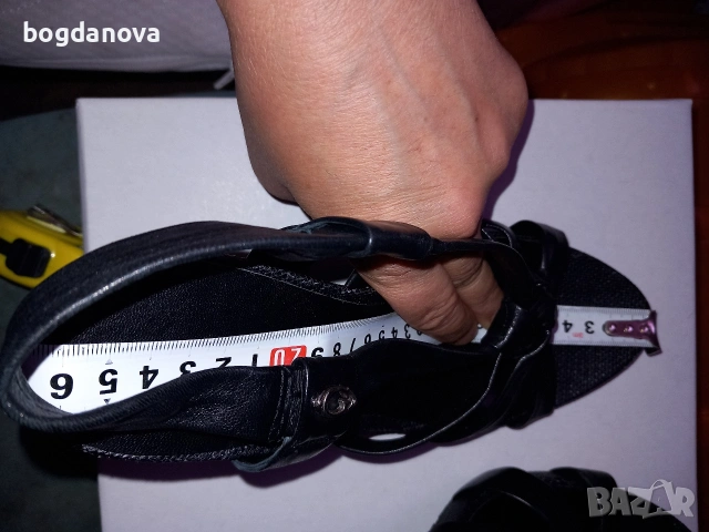 Guess, чисто нови елегантни обувки на ток от естествена кожа, снимка 7 - Сандали - 54086142