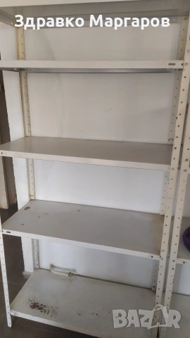 Метален стелаж 