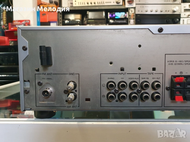 Ресийвър Yamaha R-3 В отлично техническо и визуално състояние., снимка 10 - Ресийвъри, усилватели, смесителни пултове - 49489615