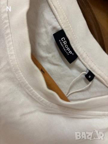 Тениска на Cropp, снимка 5 - Тениски - 53141173
