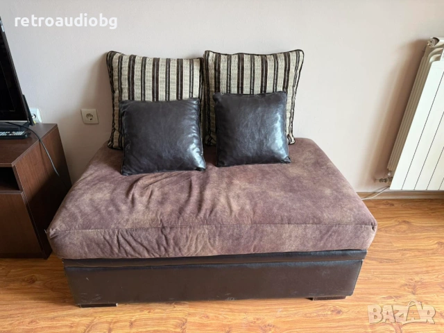 Голям ъглов диван 260х220 см + табуретка + ПОДАРЪК холна масичка, снимка 3 - Дивани и мека мебел - 53604214