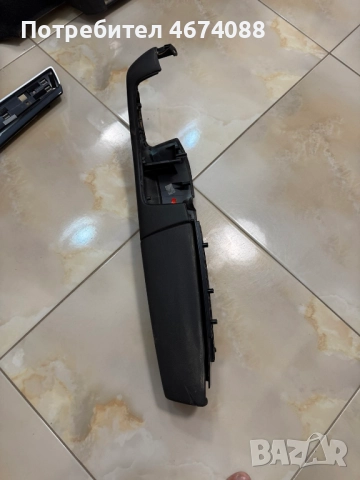 Външна част на дръжката на предна дясна врата на Ауди Audi A8 D4 4H само за 100лв. 4H1867166, снимка 3 - Части - 52727352