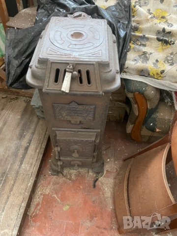 Реставрирана ретро печка пещ Перникъ Перник, снимка 2 - Антикварни и старинни предмети - 53613190