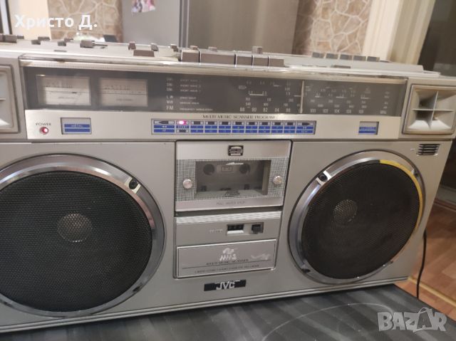 JVC M70, снимка 6 - Радиокасетофони, транзистори - 46199897