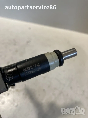 Горивни инжектори с рейка за Jeep Patriot 2.4 (2008) 04891577AB, 04891575AA, снимка 2 - Части - 53525604