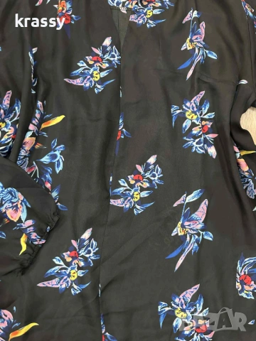 Страхотна голяма дамска блуза на цветя (размер 2ХЛ), снимка 2 - Блузи с дълъг ръкав и пуловери - 53180213