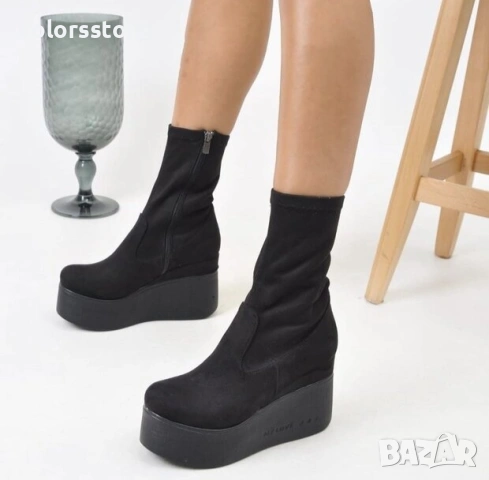 Боти на платформа - черен велур - 124K 