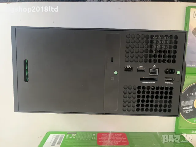 Xbox Series X 1TB, снимка 2 - Xbox конзоли - 49055312