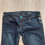 Дамски дънки Desigual, размер 42, слим крой, ниска талия, син цвят, снимка 2