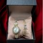 Дамски комплект от стилен часовник с цирконии и два броя гривни , снимка 1 - Гривни - 45093883