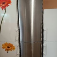 Комбиниран хладилник LIEBHERR инокс , снимка 3 - Хладилници - 45368875