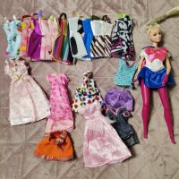 Лот от 3 страхотни кукли Barbie с много дрехи, снимка 5 - Кукли - 45402856