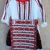 Детски народни носии за малки момиченца ръчно изработени, снимка 10 - Детски комплекти - 45102674