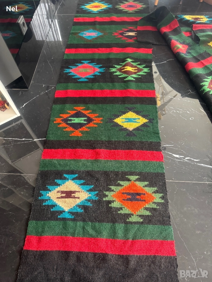 Чипровски вълнени пътеки , снимка 1