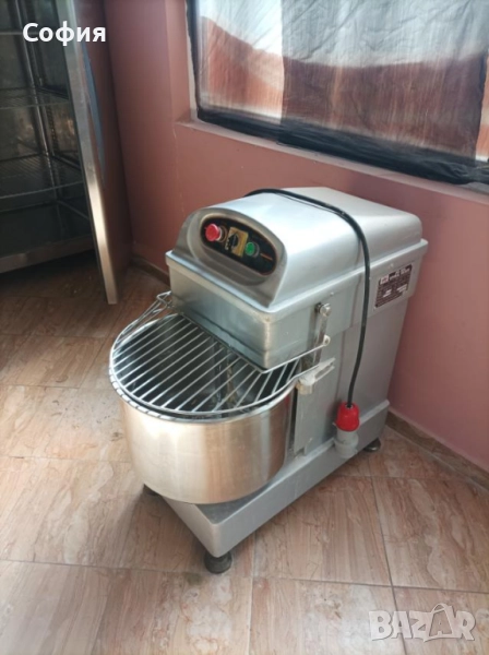 Професионално оборудване от сладкарски цех (цените в списъка по-долу), снимка 1