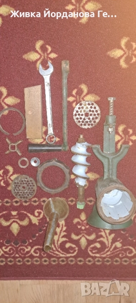 ръчна румънска месомелачка, снимка 1