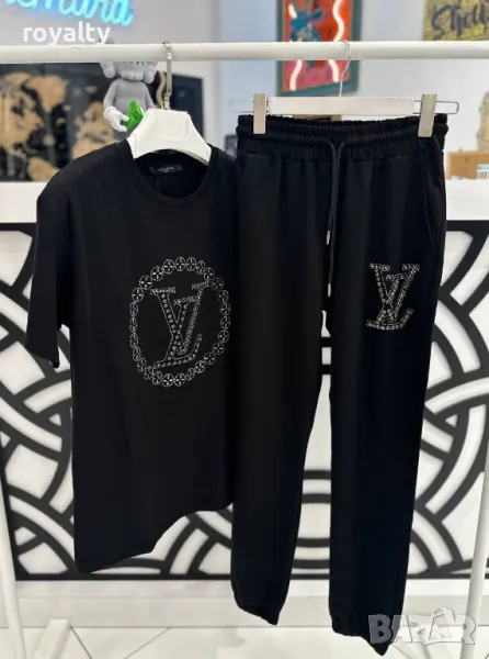 Louis Vuitton дамски комплекти Два цвята , снимка 1