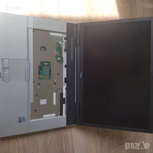 Fujitsu Lifebook E8410 лаптоп за части цената е за целия, снимка 1