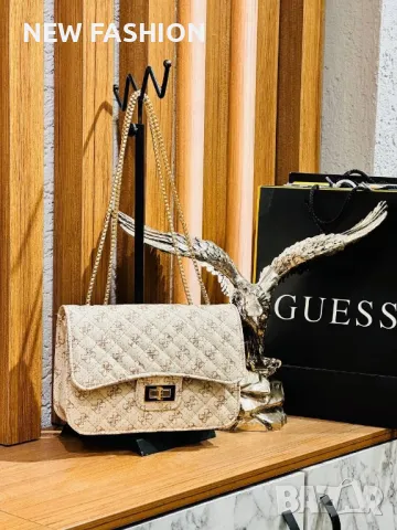 Дамски Кожени Чанти ✨ Guess , снимка 5 - Чанти - 48971263