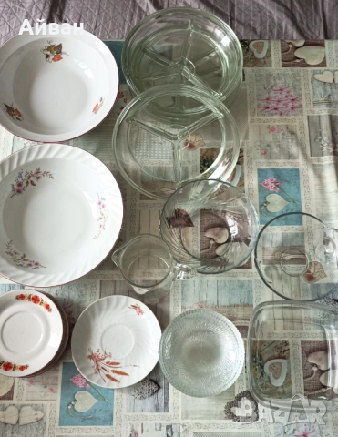 Български чинии 